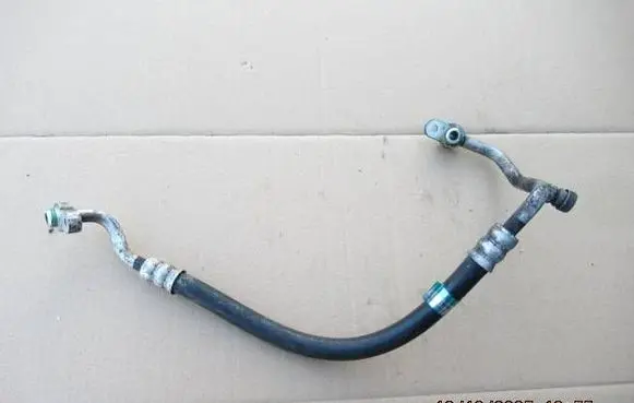 Suzuki Swift I Other air conditioning (A/C) parts 957206200