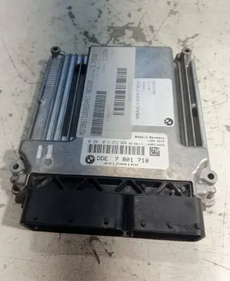 BMW 3 E90 E91 Engine control unit/module 7801710 0281013252