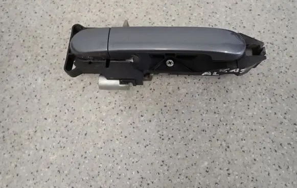 Nissan Micra Sliding door exterior handle 