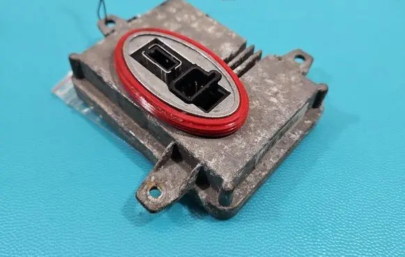 Headlight ballast module Xenon