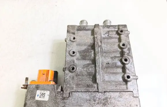 Volkswagen Golf VII Hybrid/electric vehicle battery fan 12E963231E