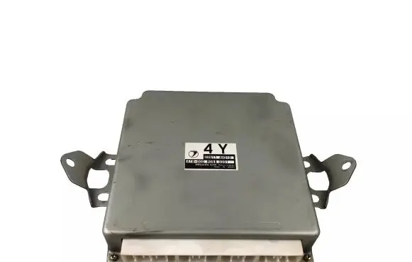 Subaru Impreza II Engine control unit/module 22611AH310