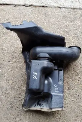 Chrysler 200 Intake resonator P68155748AB