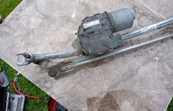 Audi A6 S6 C7 4G Front wiper linkage and motor 4G1955119 3397021411 150118