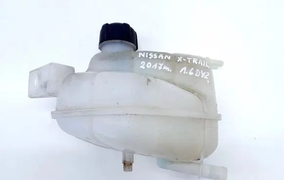 Nissan X-Trail T32 Coolant expansion tank/reservoir