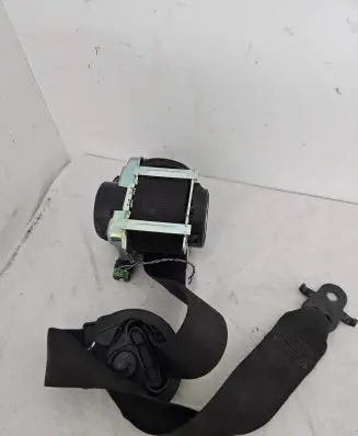 BMW X6 F16 Front seatbelt 635229900B R1618351P1M