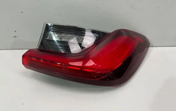 BMW 3 G20 G21 Rear/tail lights 7420450