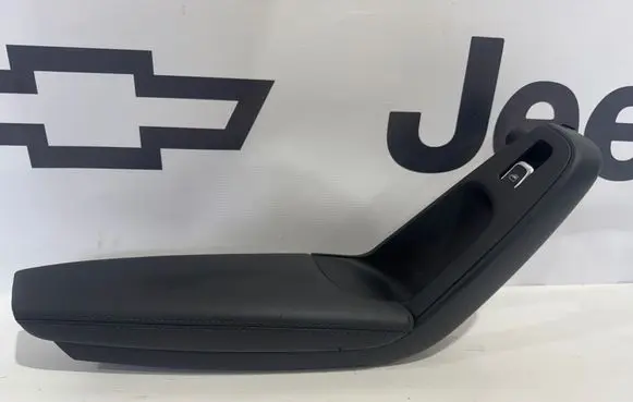 Audi A4 S4 B8 8K Rear door handle trim 8k0867373