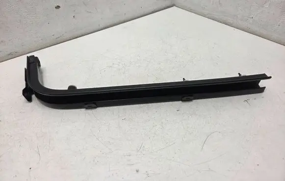 Ford Turneo Courier Sliding door middle rail ET76A25004F