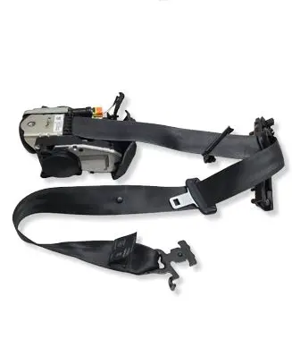 Volvo XC90 Front seatbelt 32131153