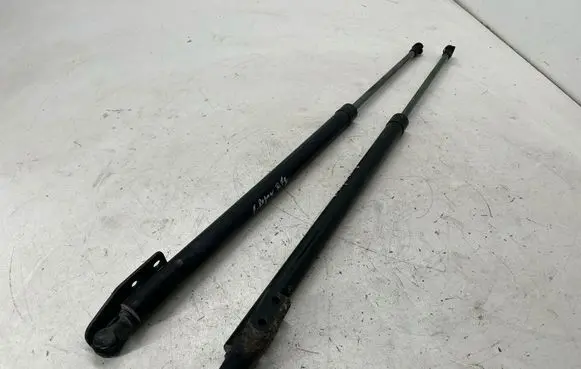 Nissan Rogue Tailgate/trunk strut/damper 904504BA0B 904504BA1B 904505HA0A