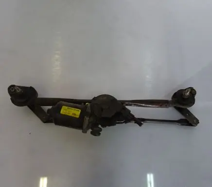 Front wiper linkage and motor