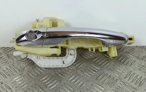 Dodge Durango Front door exterior handle