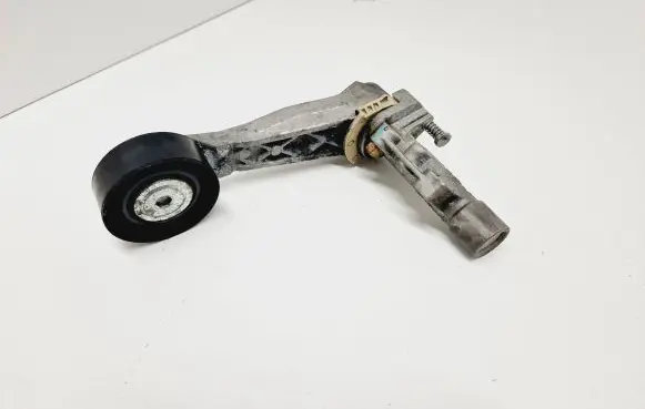Peugeot 308 Alternator belt tensioner V757101580