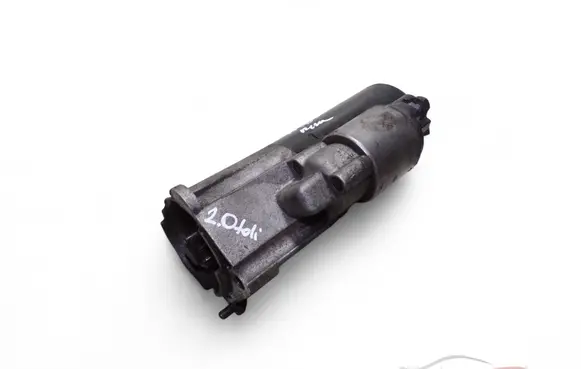 Audi A4 S4 B7 8E 8H Starter motor 0001125053