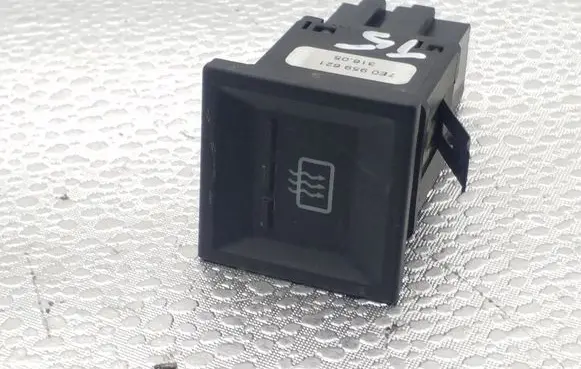 Volkswagen Transporter - Caravelle T5 Windscreen/window heater switch 7E0959621