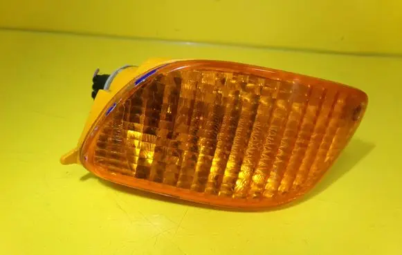 Ford Focus Front indicator light 