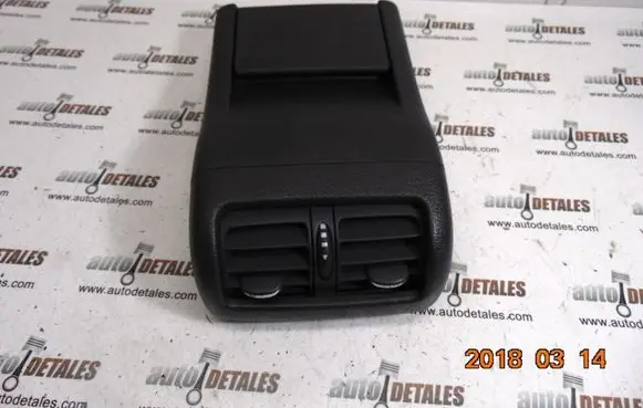 Mercedes-Benz C AMG W203 Rear air vent grill A2038300654