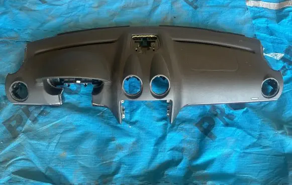 Mercedes-Benz ML W164 Dashboard A1646802287 A2518600805 A1648313946