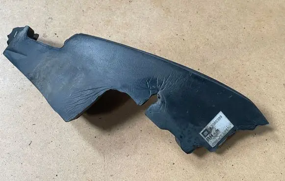 Opel Zafira C Fender foam support/seal 13385395