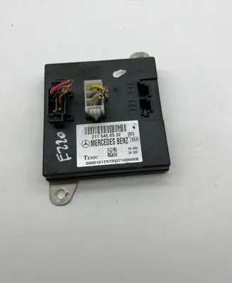 Mercedes-Benz E W211 Comfort/convenience module 2115450532 0001017A720271000065
