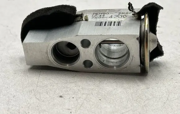 Air conditioning (A/C) expansion valve