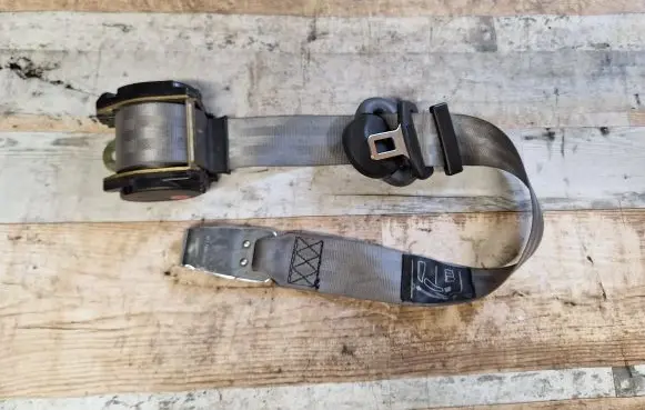 Seat Alhambra (Mk1) Third row seat belt 
