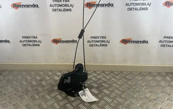 Suzuki Grand Vitara II Rear door lock