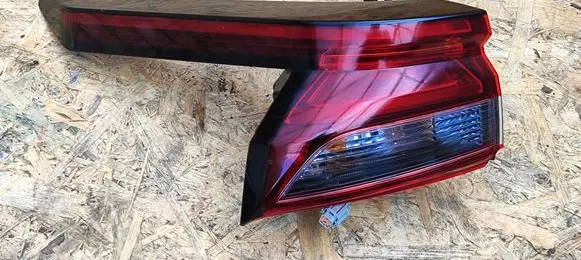 Rear/tail lights