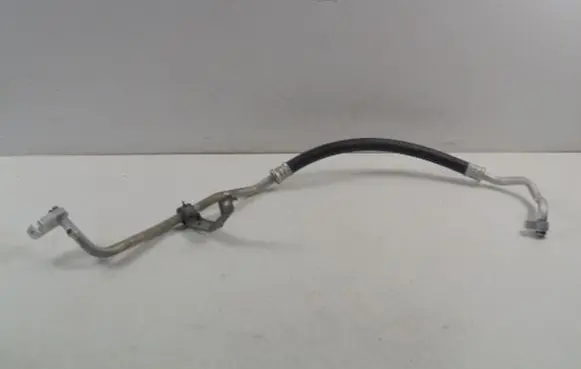 Subaru Outback Air conditioning (A/C) pipe/hose
