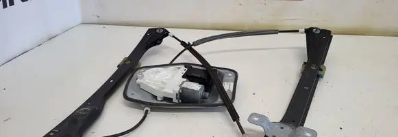 Volkswagen Golf V Front door window regulator with motor 1K5837462B
