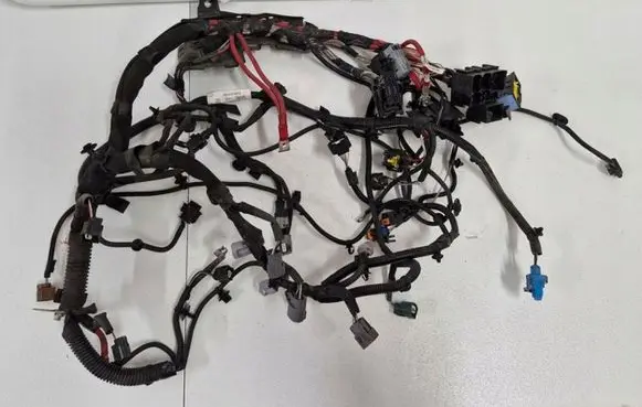 Renault Captur Engine installation wiring loom 240111388R