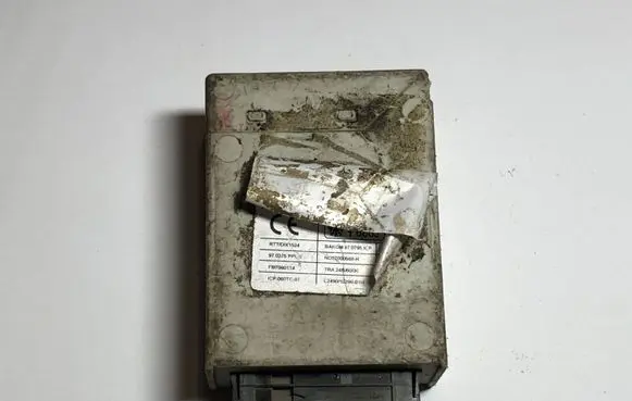 BMW 5 E39 Tire pressure sensor 6751371 3582201100