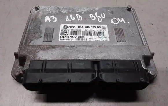 Audi A3 S3 A3 Sportback 8P Engine control unit/module 06A906033DS 5WP4072104