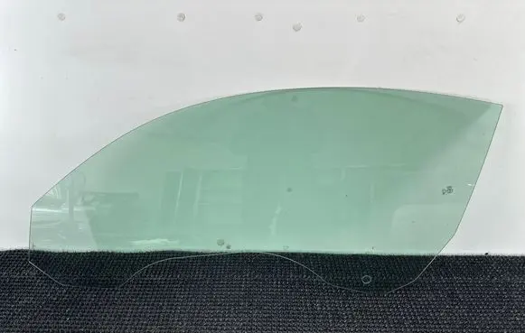 Audi TT TTS Mk2 Front door window/glass (coupe) E943R000470