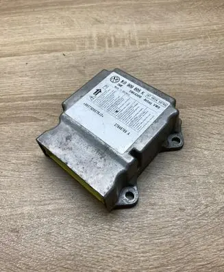 Skoda Fabia Mk1 (6Y) Airbag control unit/module 1K0909605K 5WK43410