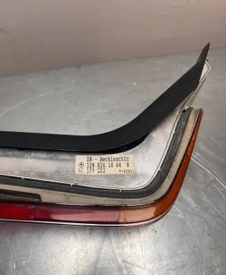 Mercedes-Benz SL R129 Rear/tail lights 1298201864