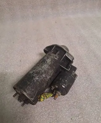 Volkswagen PASSAT B5 Starter motor