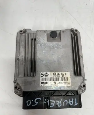 Volkswagen Touareg I Engine control unit/module 070906016AA 0281011481
