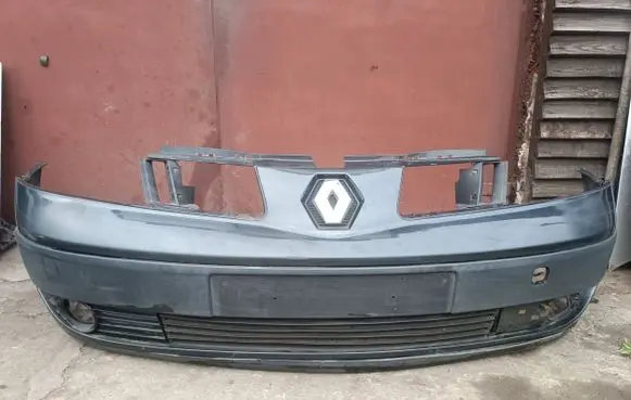 Renault Espace IV Front bumper 8200102205