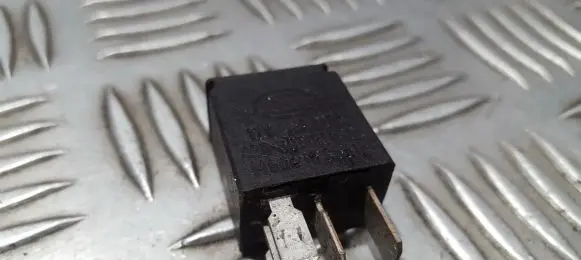 Volvo S80 Other relay 4R000781400 4R0007814-00