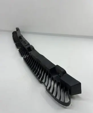 Volkswagen Touareg II Rear bumper mounting bracket 3g5807863