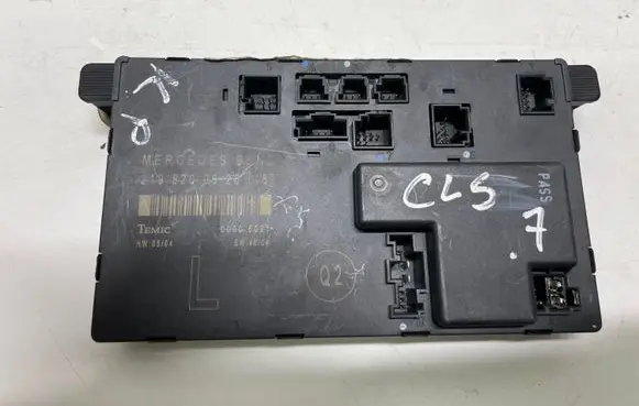 Mercedes-Benz CLS C219 Door control unit/module 2198200626