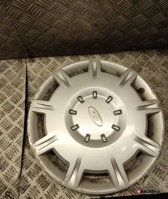 Ford Galaxy R16 wheel hub/cap/trim 7m5601147d