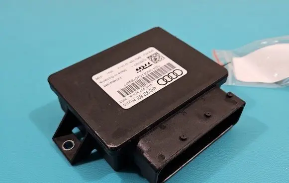 Audi A7 S7 4G Central body control module 4H0907801H IMPRK1476951