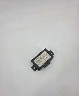 Audi A8 S8 D2 4D Alarm control unit/module 8L0951173