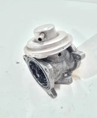 Skoda Fabia Mk2 (5J) EGR valve 045131501K