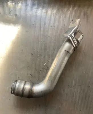 Intercooler hose/pipe