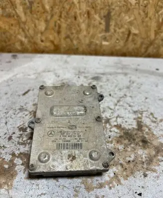 Mercedes-Benz E W211 Headlight ballast module Xenon A0028202426 5DF00827900