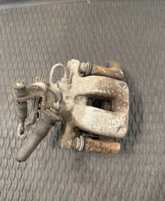 Skoda Octavia Mk2 (1Z) Rear brake caliper